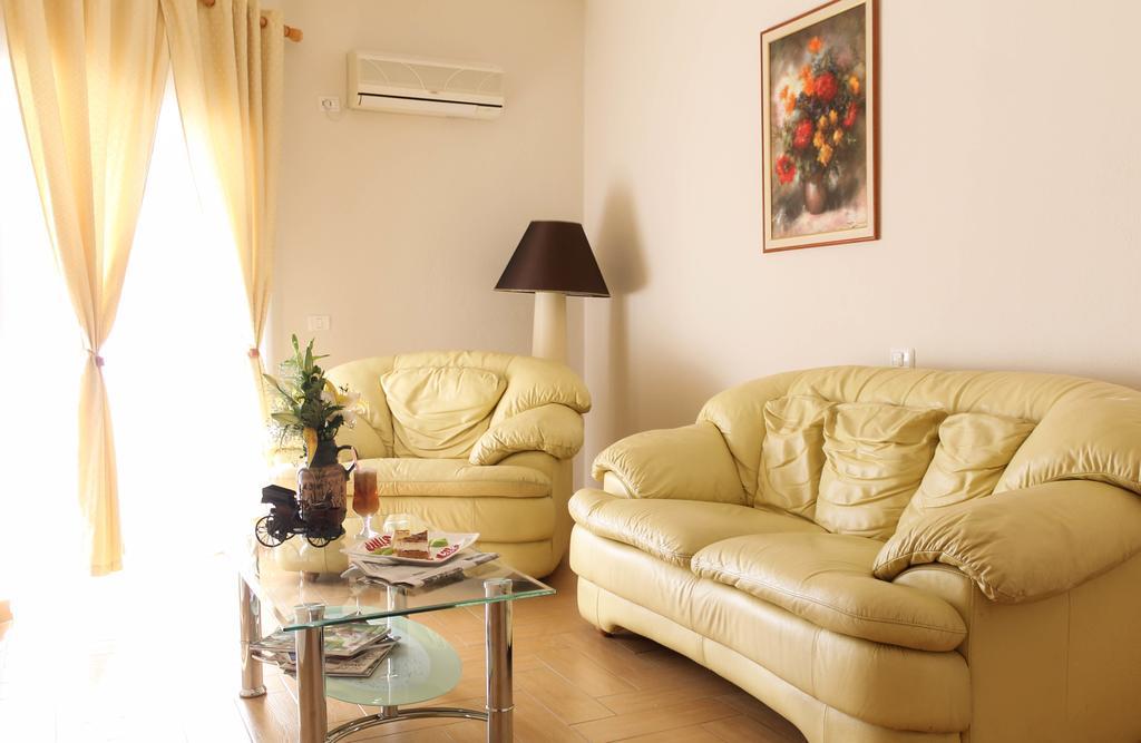 Vila Verde Beach Hotel Durres Bilik gambar